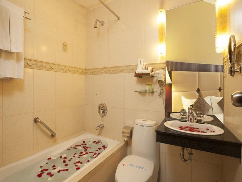 Cherry Central Hotel- Near Opera House Hô Chi Minh-Ville Extérieur photo